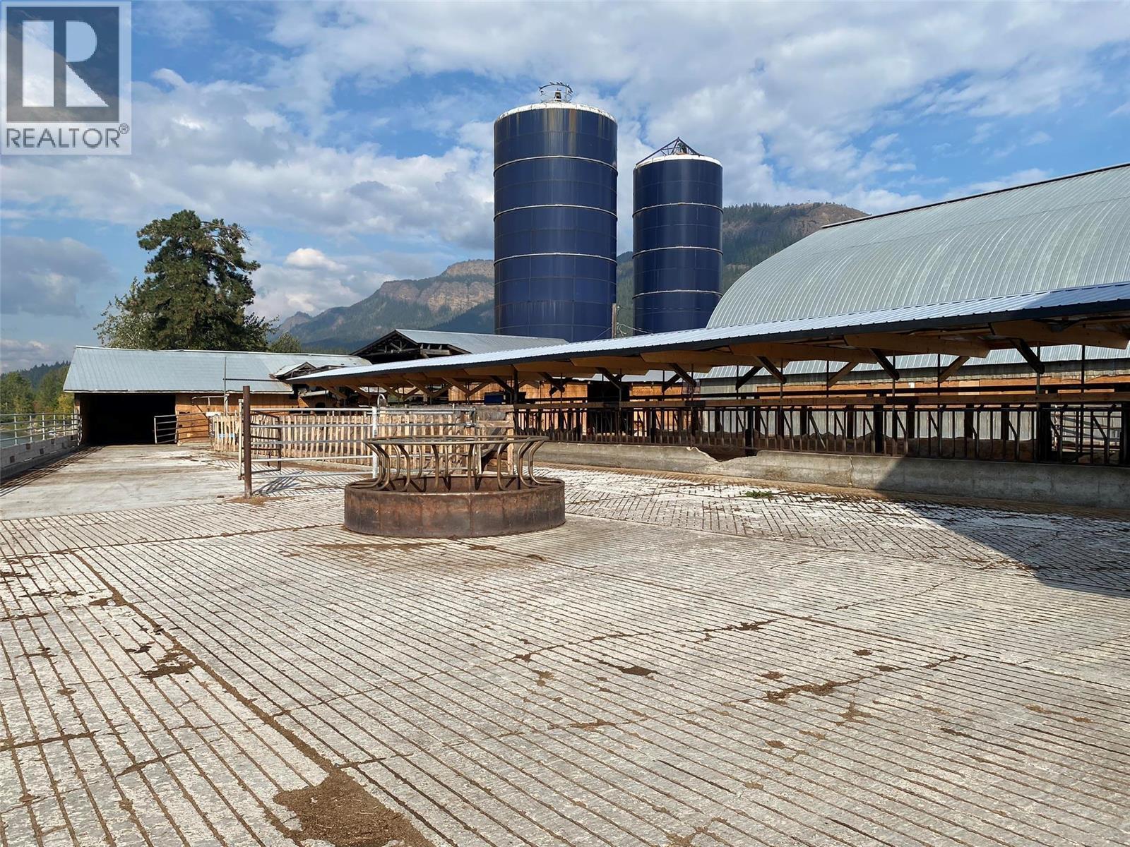 For sale 118 EnderbyGrindrod Road, Enderby, British Columbia V0E1V0