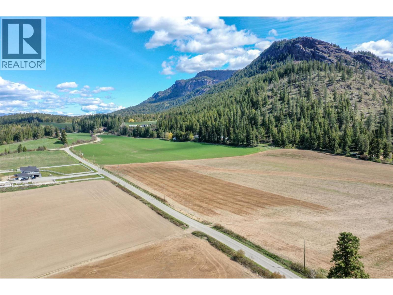 For sale 118 EnderbyGrindrod Road, Enderby, British Columbia V0E1V0