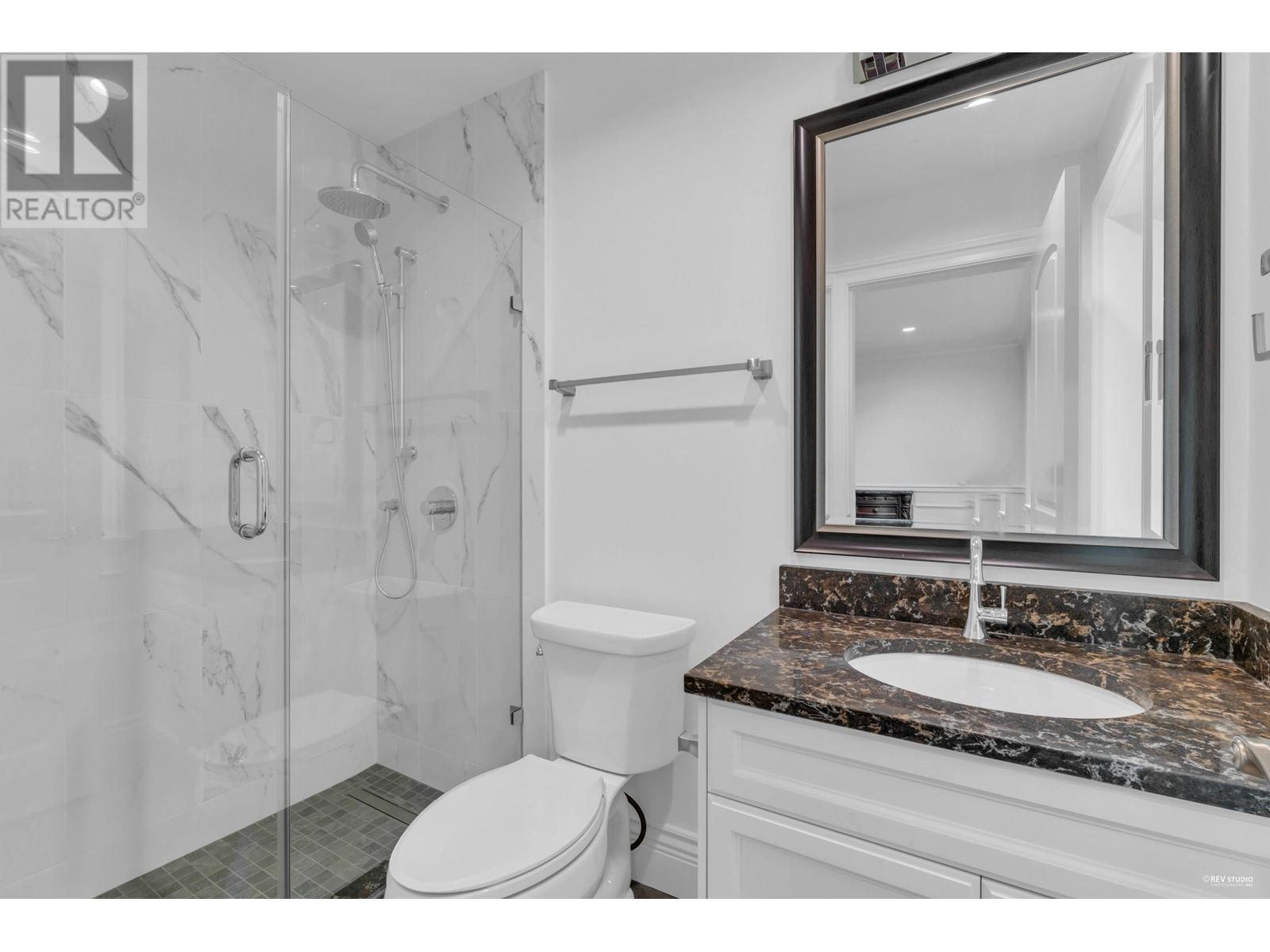 For sale 1424 BRAMWELL ROAD, West Vancouver, British Columbia V7S2N9