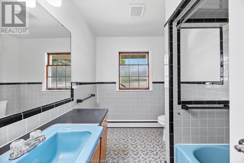 For sale 394585 DOUGALL AVENUE, Windsor, Ontario N9G1X3 23020057