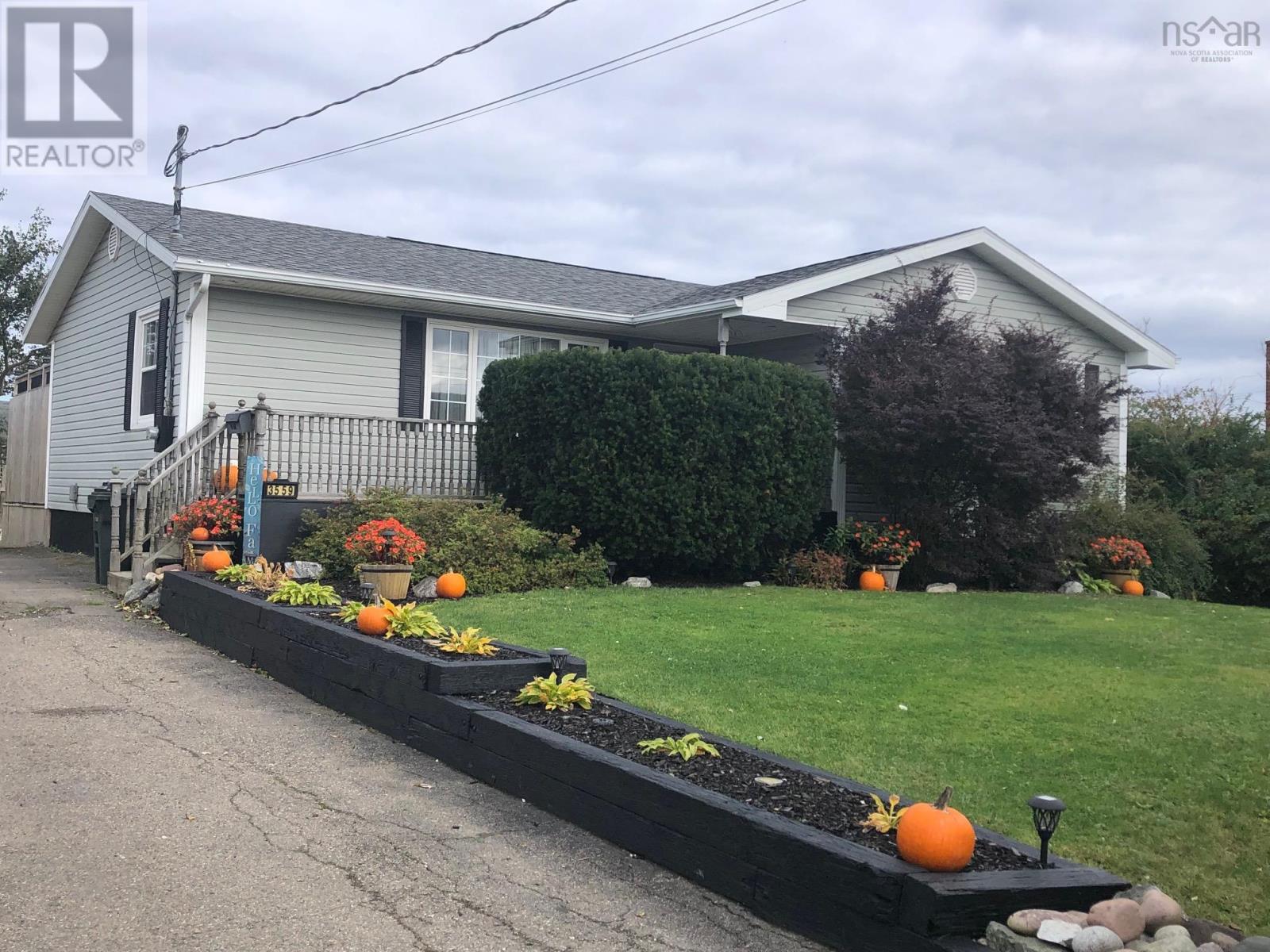 For sale 3559 Morley Avenue, New Waterford, Nova Scotia B1H2S3