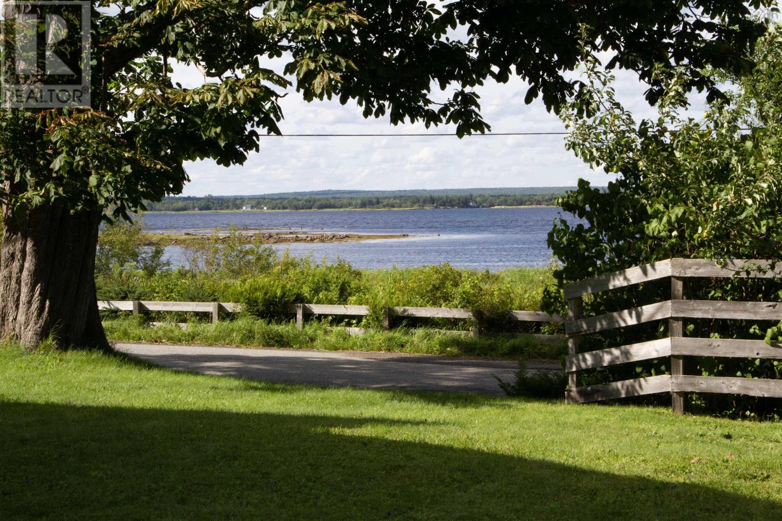 For sale 340 Long Cove Rd, Port Medway, Nova Scotia B0J2T0 202317291