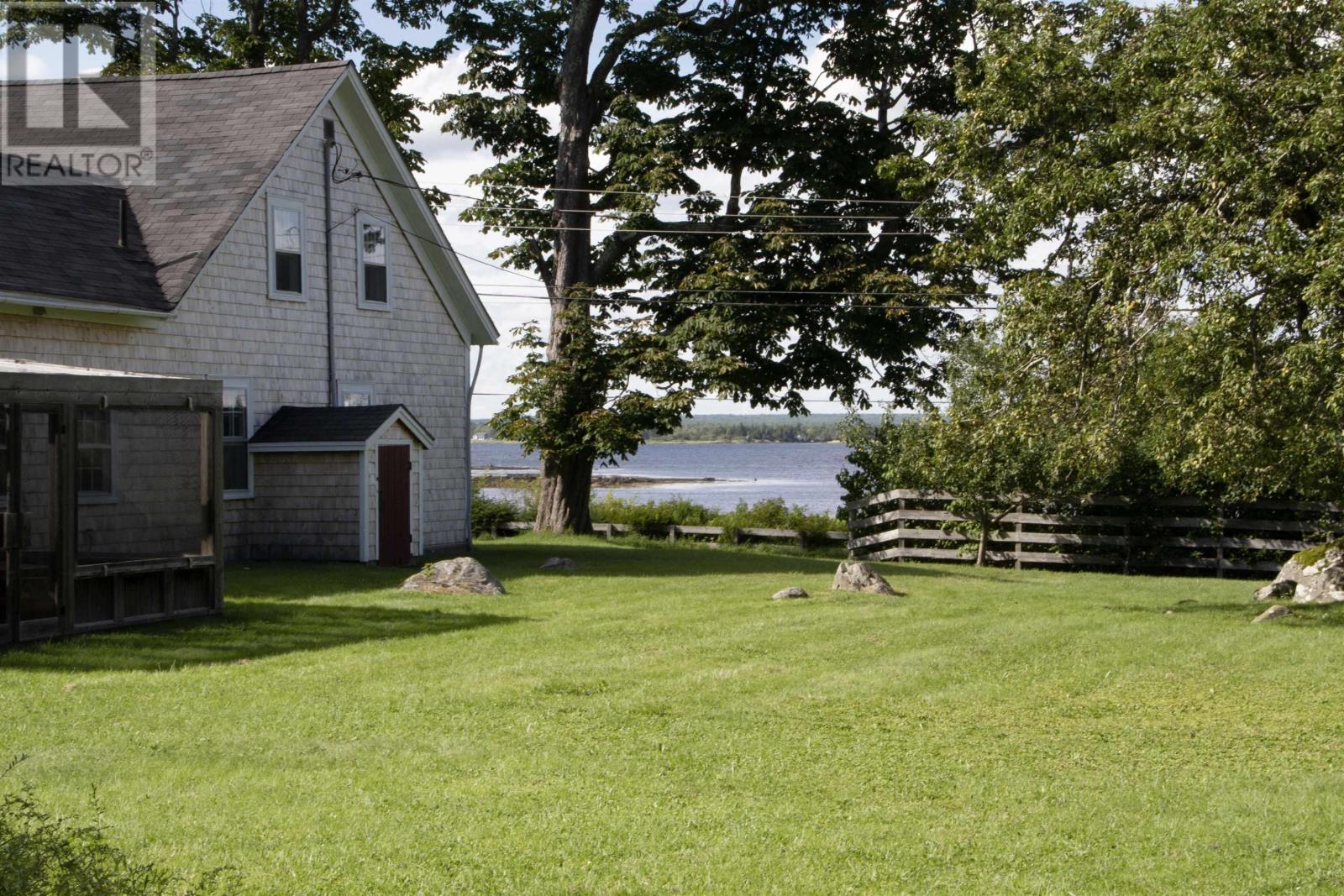 For sale 340 Long Cove Rd, Port Medway, Nova Scotia B0J2T0 202317291