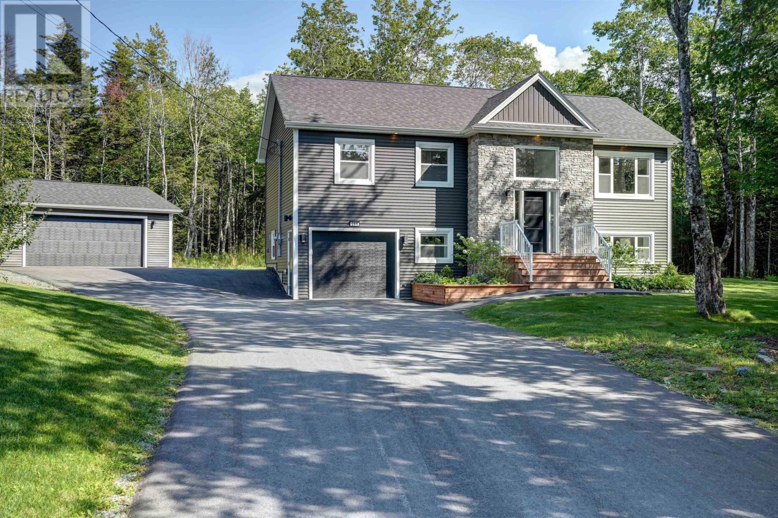 For sale 261 Gaspereau Run, Middle Sackville, Nova Scotia B4E0R5