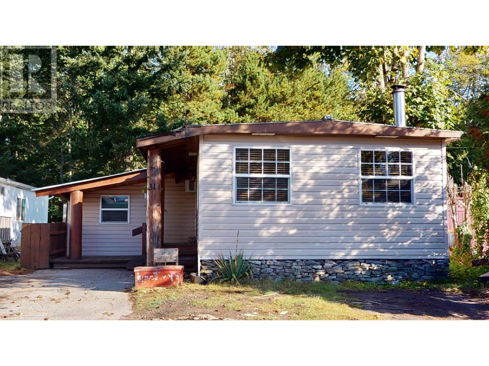 For sale 31 40157 GOVERNMENT ROAD, Squamish, British Columbia V0N1T0