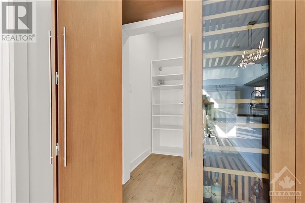 For sale 320 CRESTVIEW ROAD, Ottawa, Ontario K1H5G6 1360520 REALTOR.ca