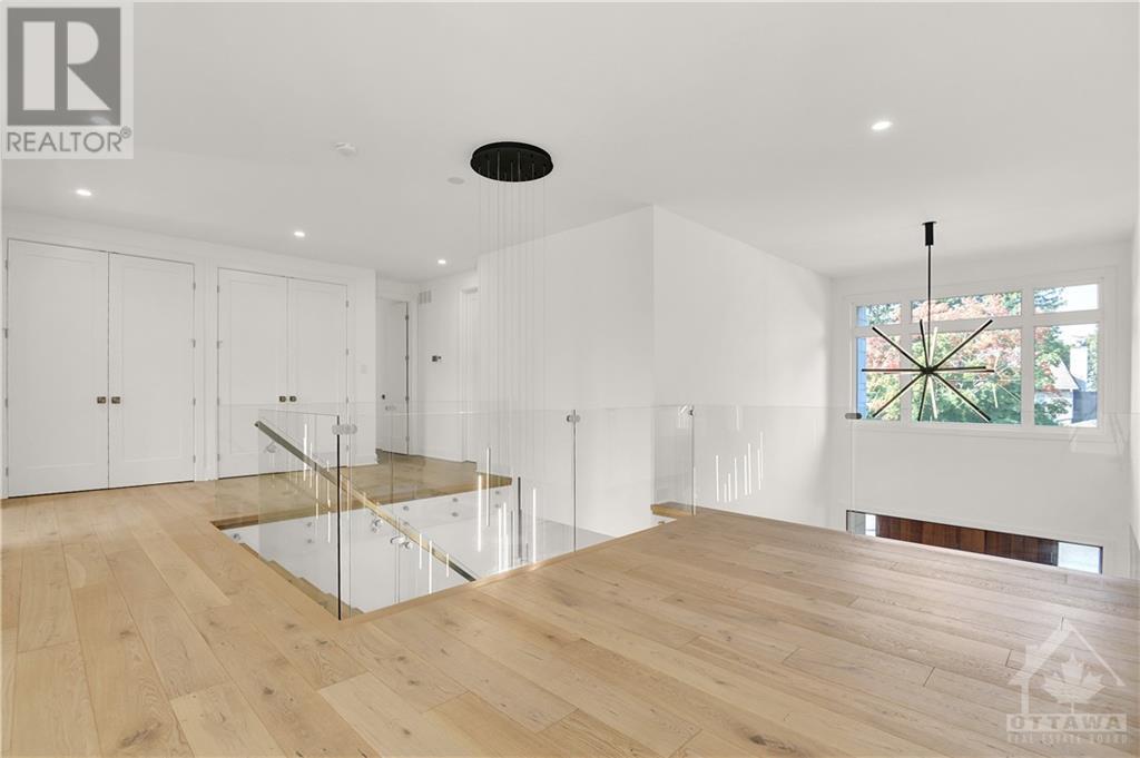 For sale 320 CRESTVIEW ROAD, Ottawa, Ontario K1H5G6 1360520 REALTOR.ca