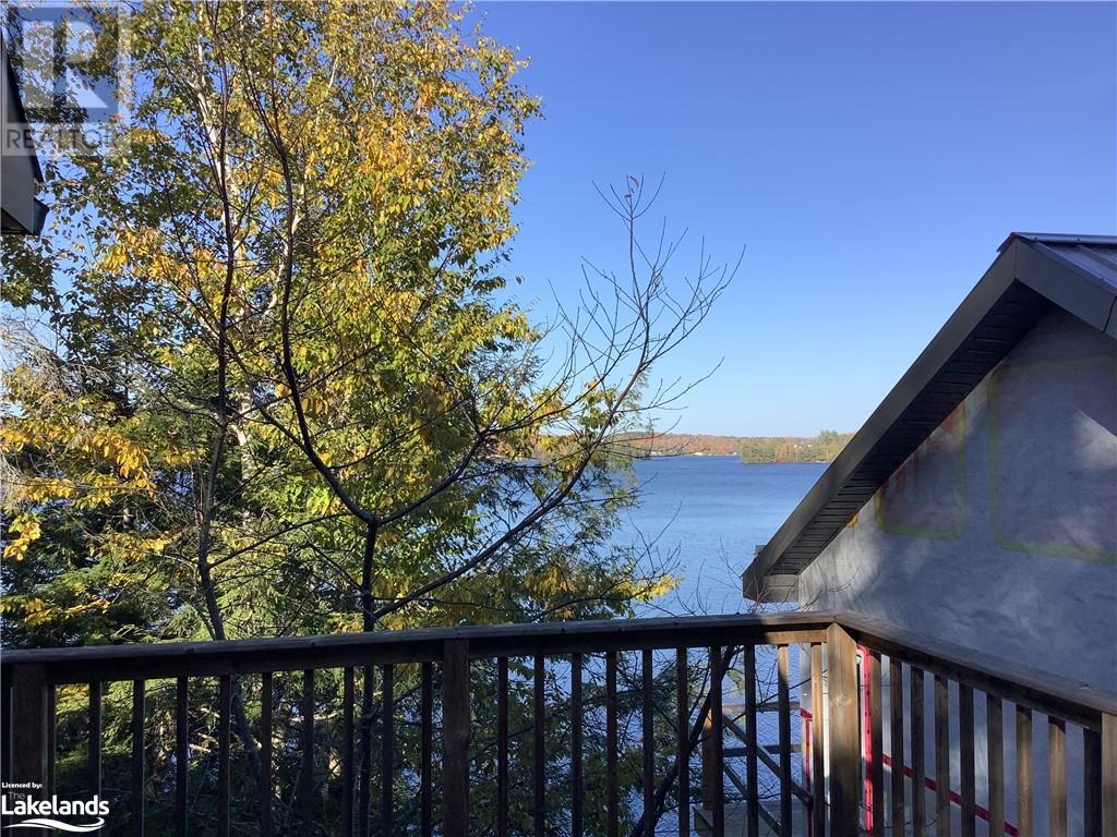 For sale 245 WILSON Lake, Port Loring, Ontario P0H1Y0 40493710