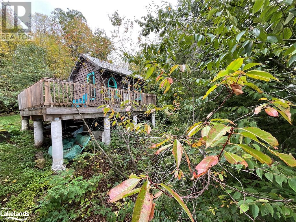 For sale 245 WILSON Lake, Port Loring, Ontario P0H1Y0 40493710