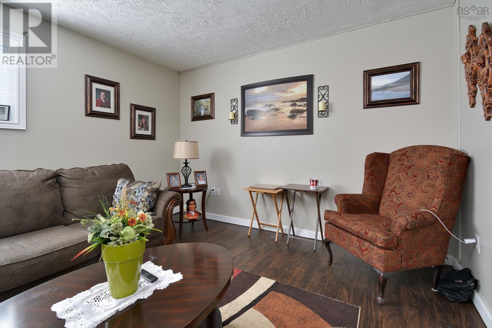 For sale 19 Kent Court, Sydney Forks, Nova Scotia B1L1C1 202316485