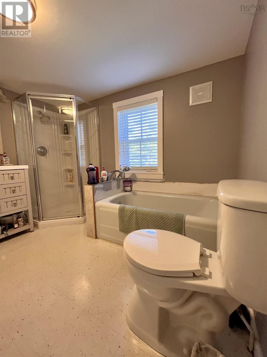 For sale 361 Highway 1, Deep Brook, Nova Scotia B0S1J0 202321605