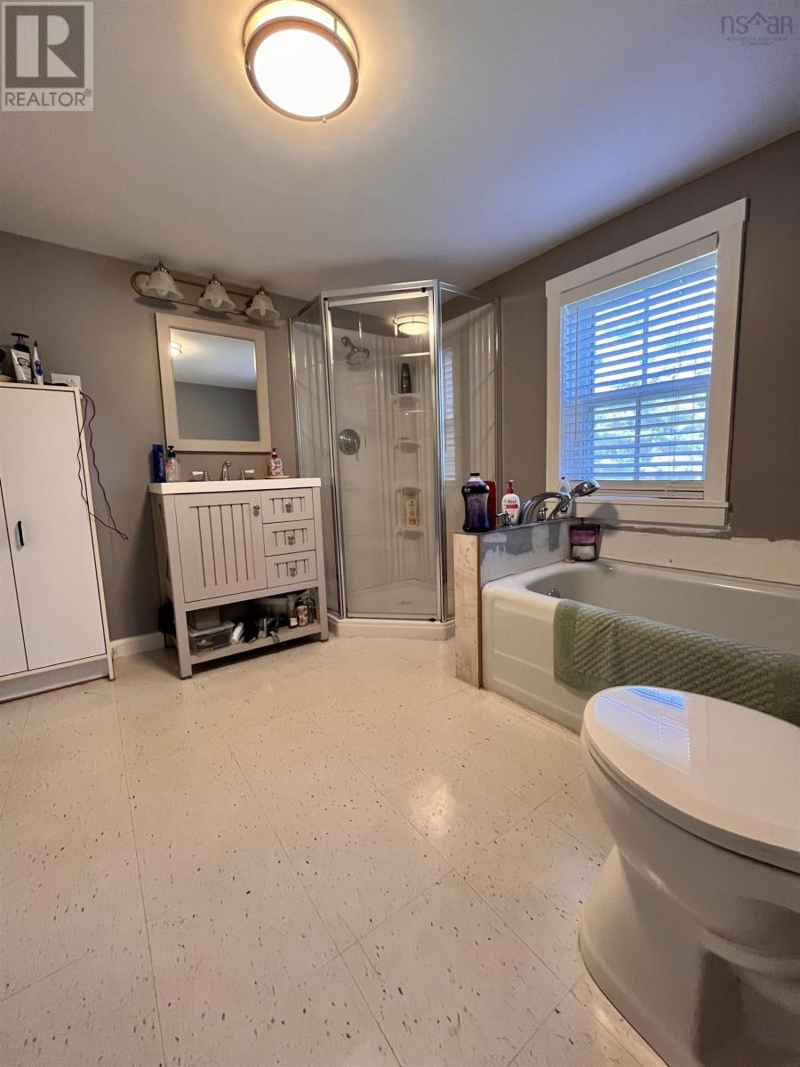 For sale 361 Highway 1, Deep Brook, Nova Scotia B0S1J0 202321605