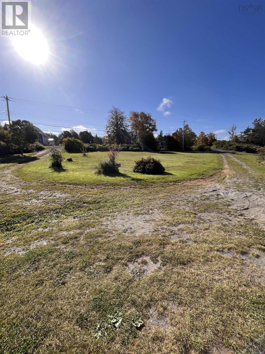 For sale 361 Highway 1, Deep Brook, Nova Scotia B0S1J0 202321605 REALTOR.ca