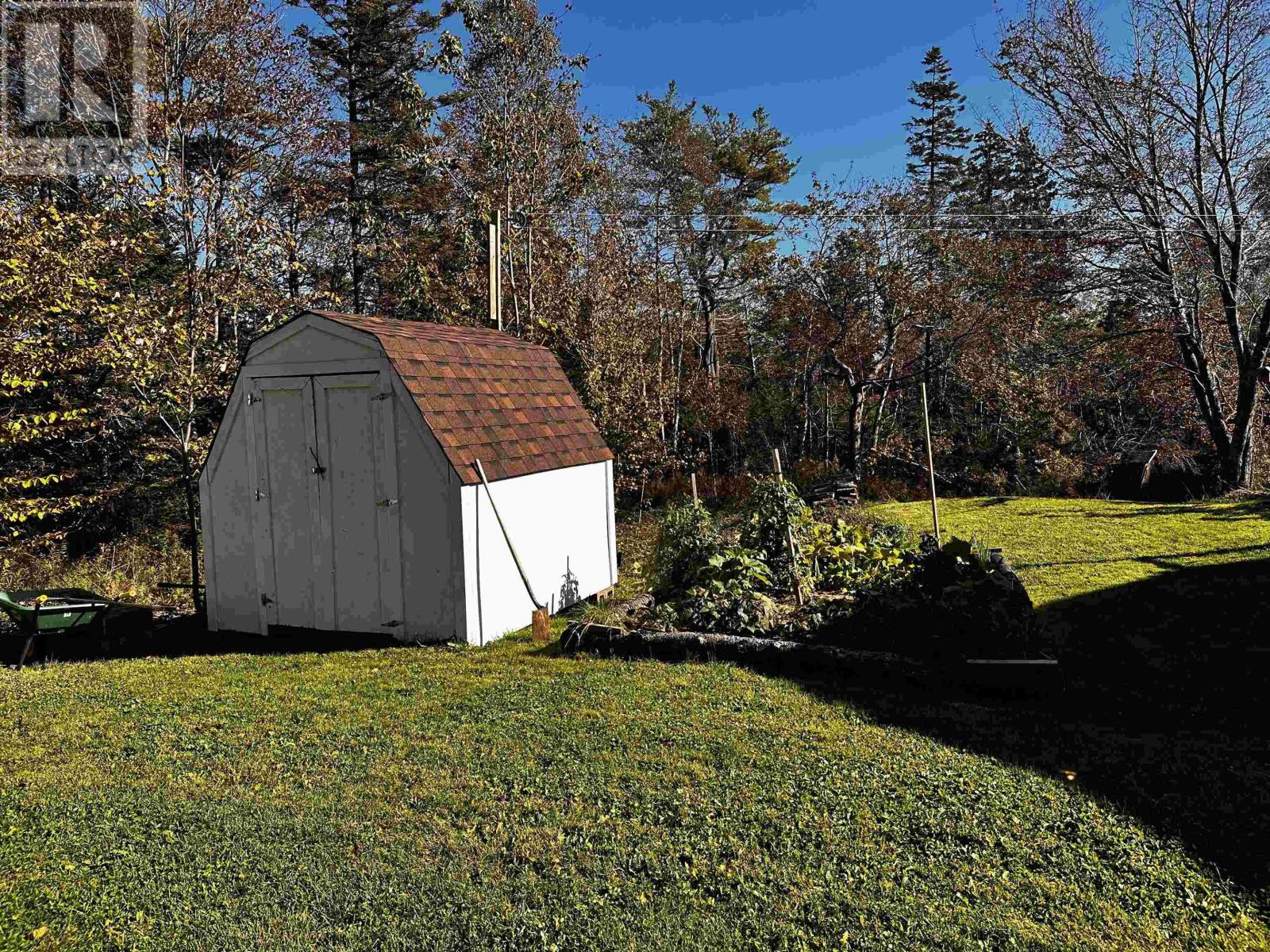 For sale 38 Highway 224, Sheet Harbour, Nova Scotia B0J3B0 202321759