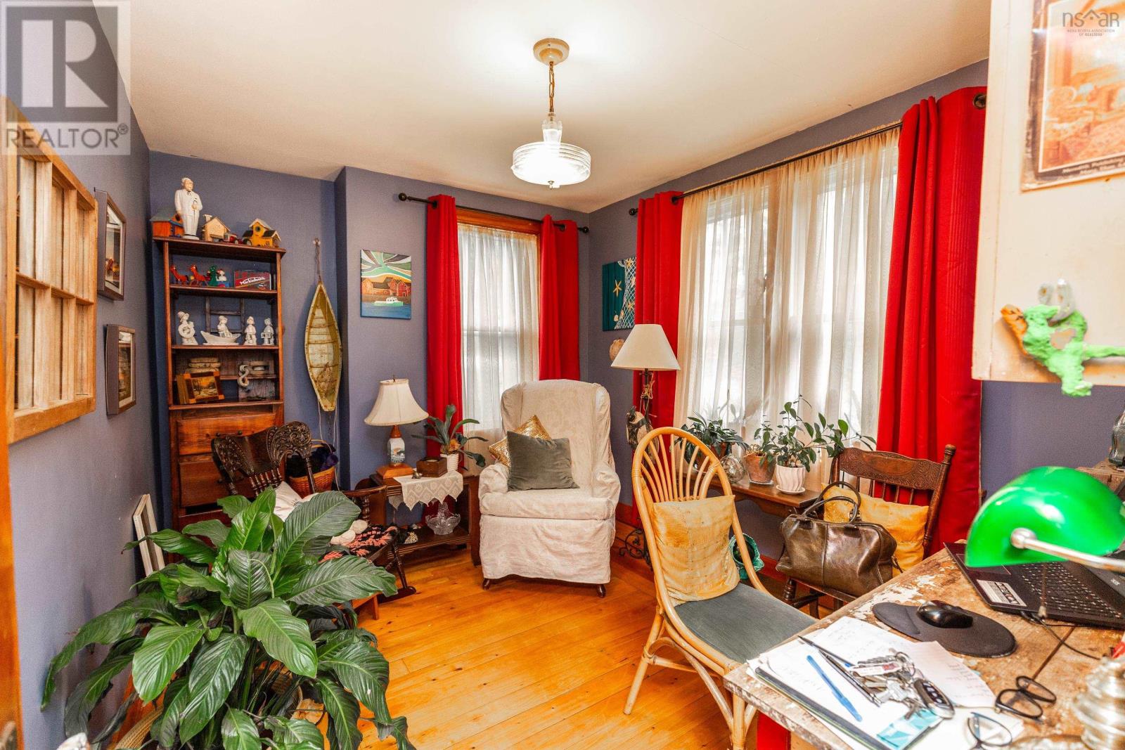 For sale 29 linden Avenue, Lunenburg, Nova Scotia B0J2C0 202320009