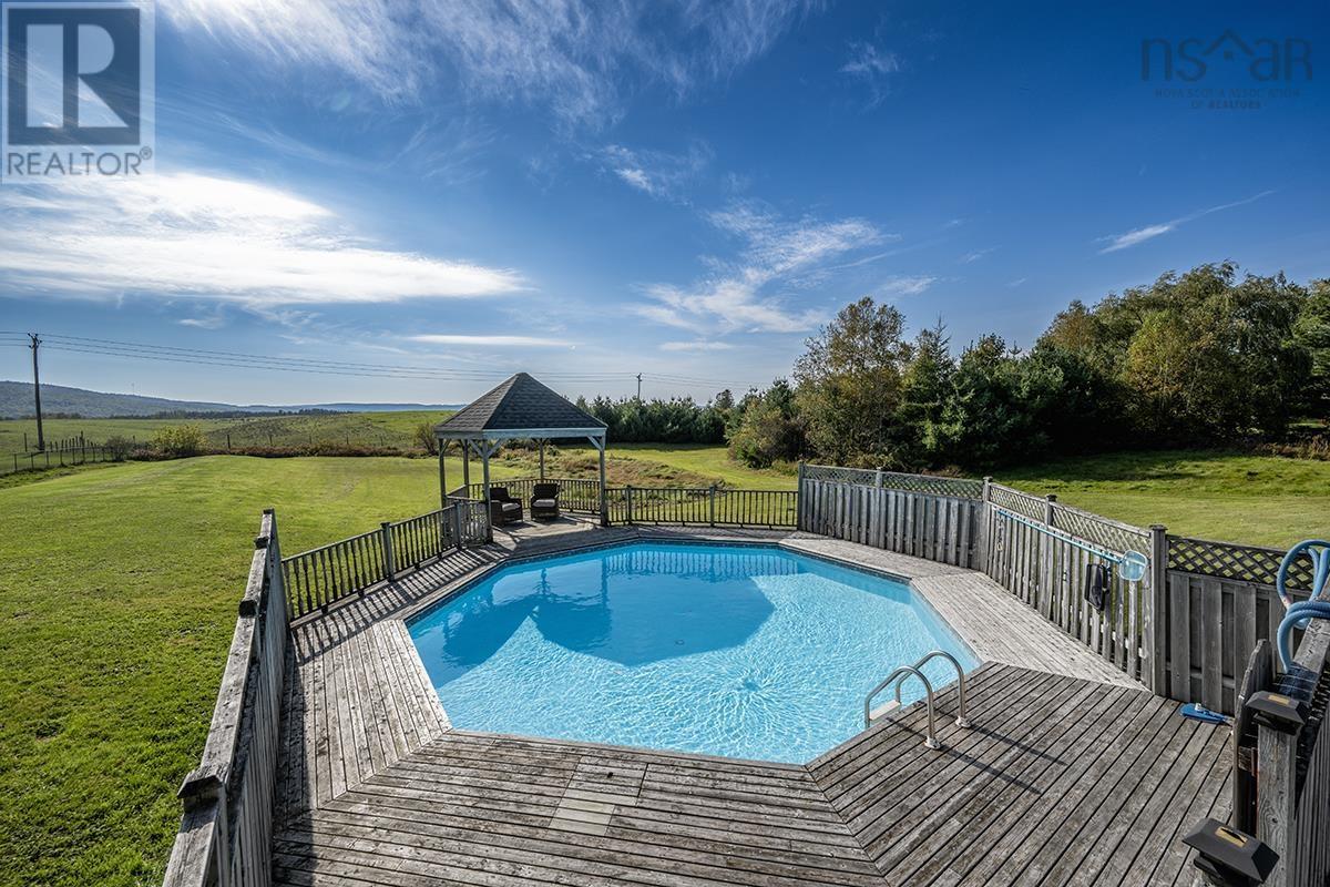 For sale 220 Dill Road, Currys Corner, Nova Scotia B0N2T0 202321111