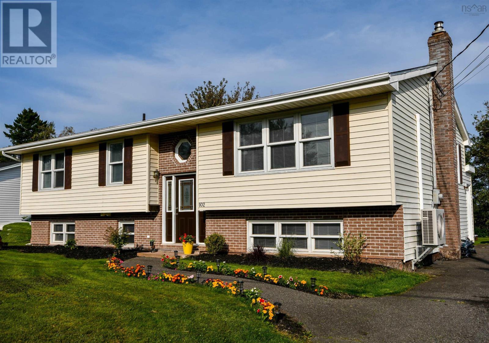 For sale 102 Nita Drive, Brookside, Nova Scotia B2N6G7 202320833