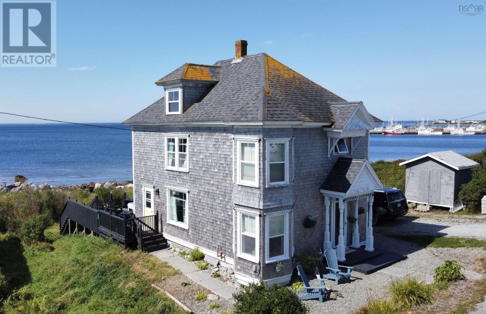 For sale 2804 Main Street, Clark's Harbour, Nova Scotia B0W1P0