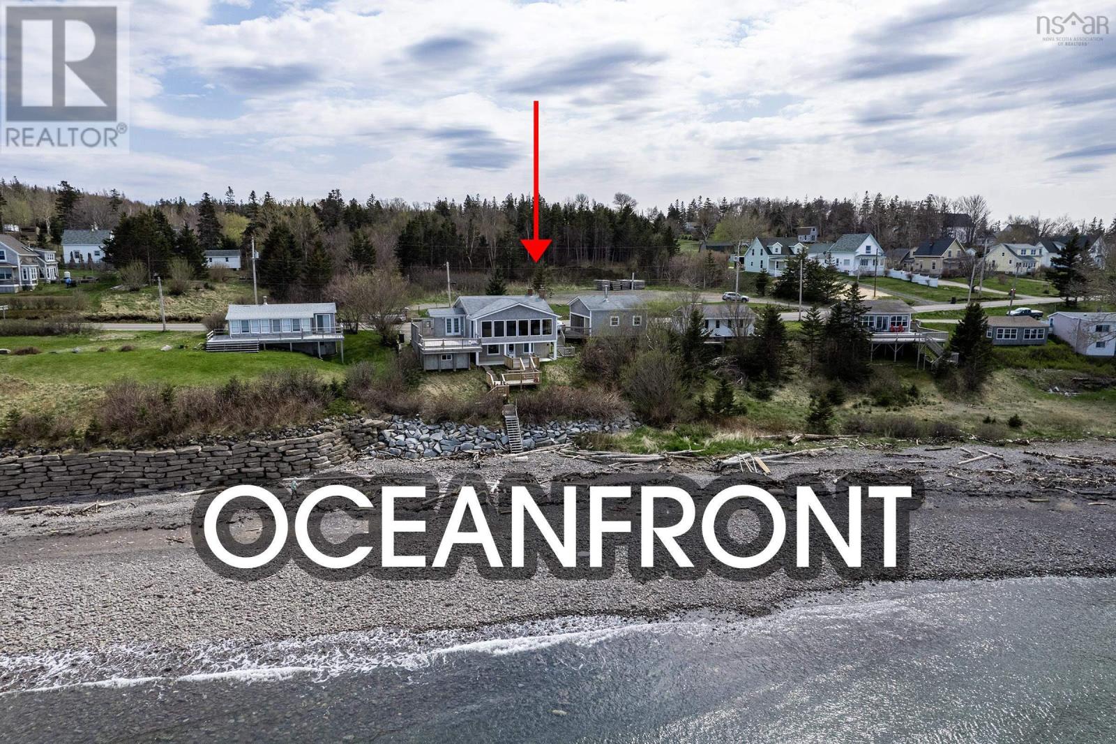 For sale 37 Seaman Street, Margaretsville, Nova Scotia B0S1N0