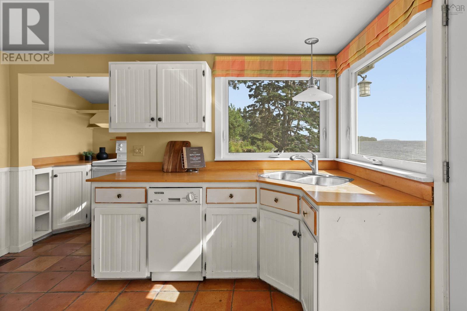 For sale 249 Kennedys Road, Boutiliers Point, Nova Scotia B3Z1V5