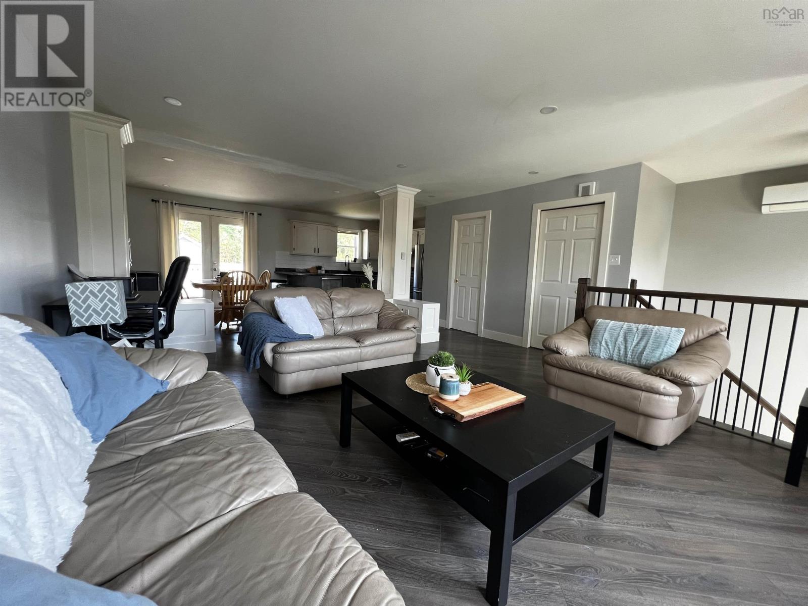 For sale 22 Hemlock Drive, Elmsdale, Nova Scotia B2S1B7 202320439