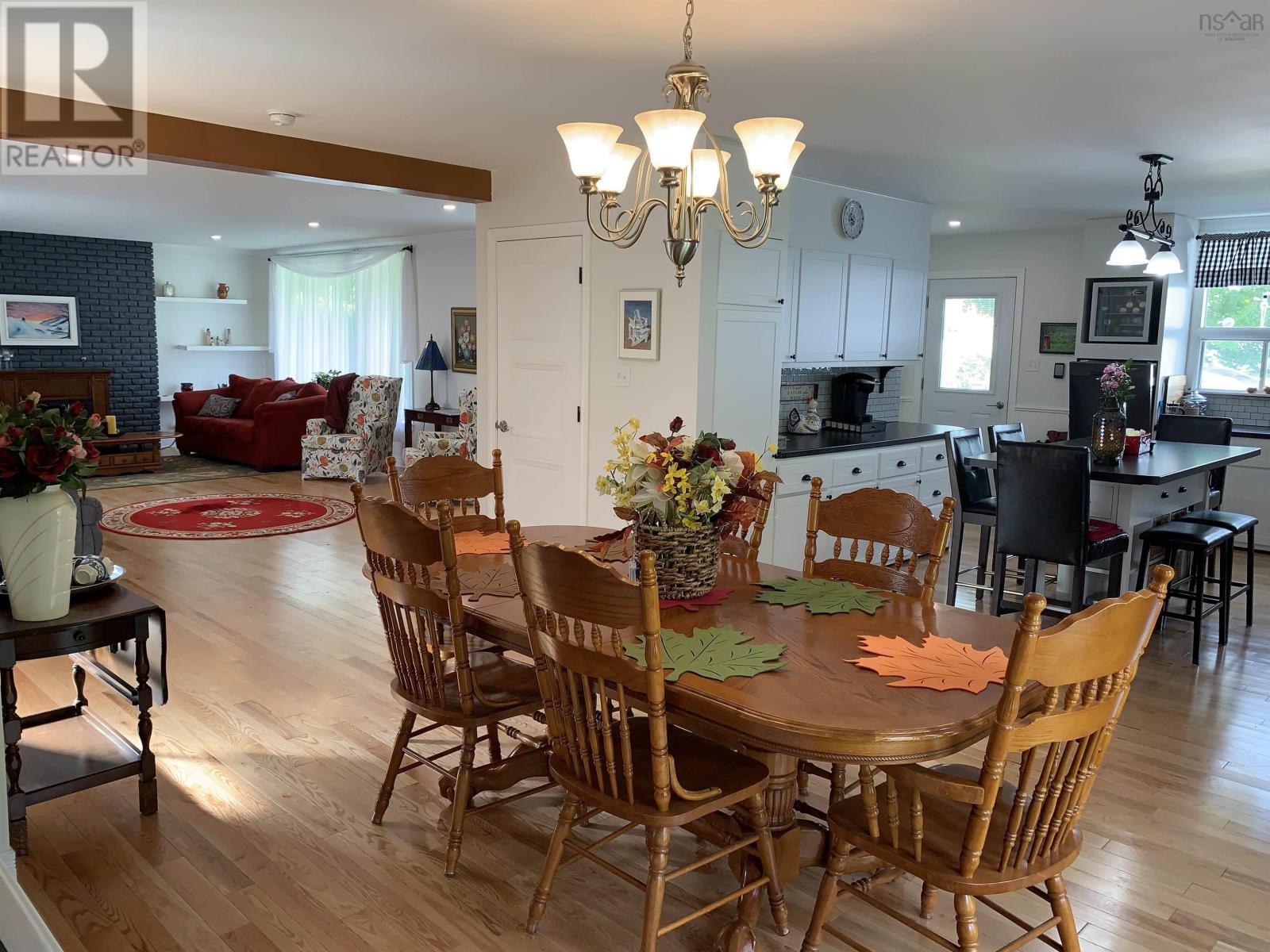 For sale 88 King Street, Parrsboro, Nova Scotia B0M1S0 202320927