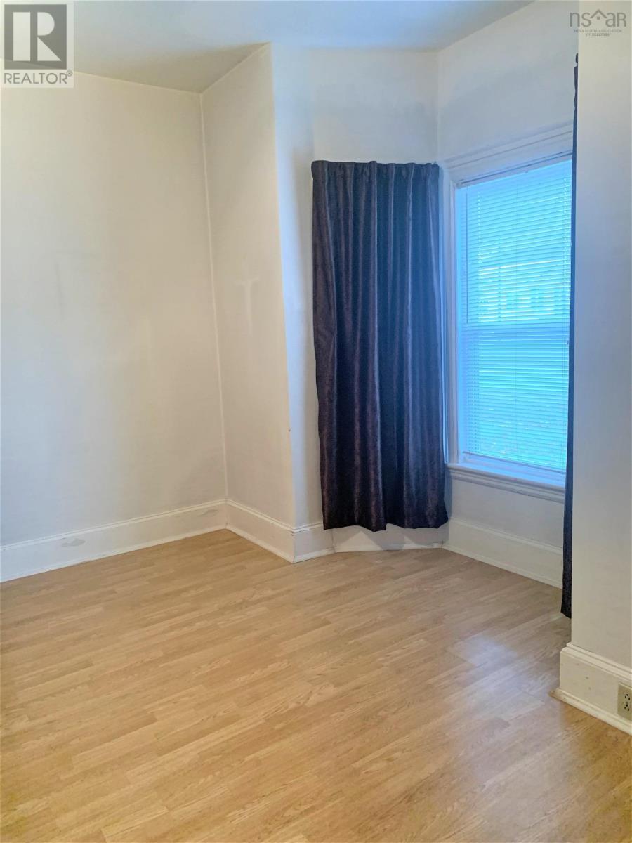 For sale 3842 Eastern Avenue, Parrsboro, Nova Scotia B0M1S0