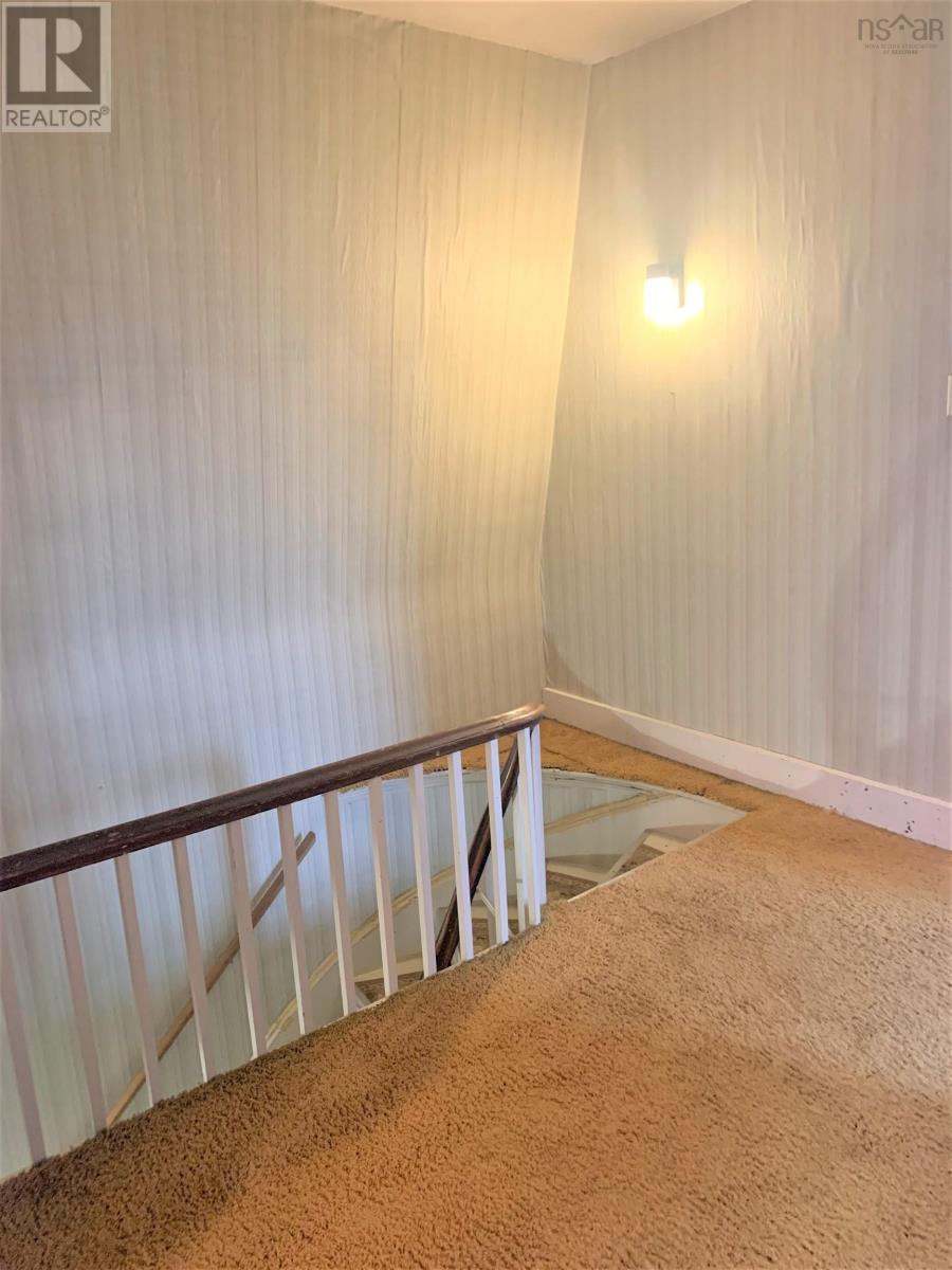 For sale 3842 Eastern Avenue, Parrsboro, Nova Scotia B0M1S0