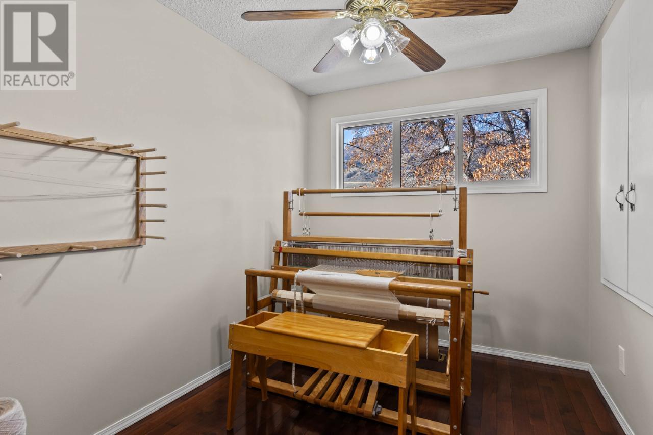 For sale 1153 MACLEAN DRIVE, Cache Creek, British Columbia V0K1H0