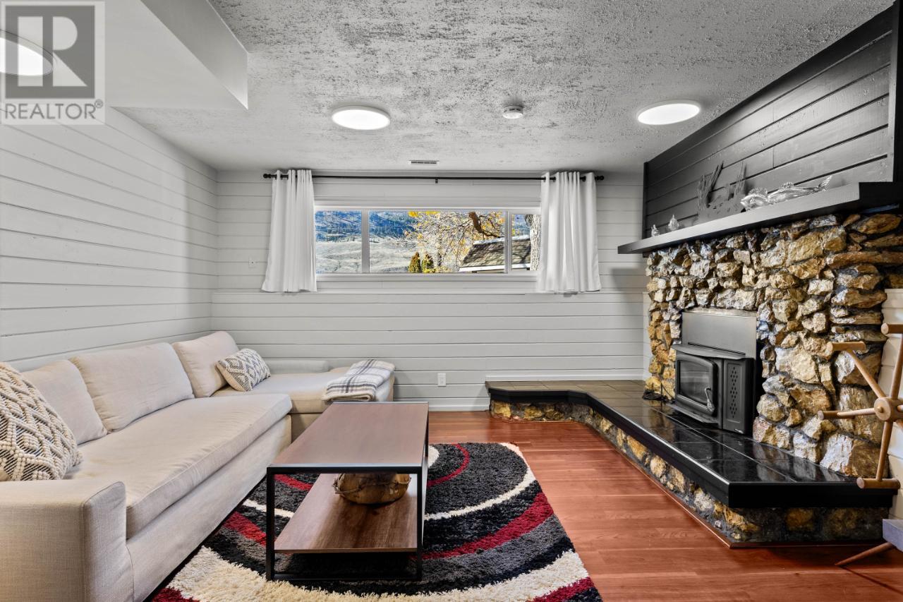 For sale 1153 MACLEAN DRIVE, Cache Creek, British Columbia V0K1H0