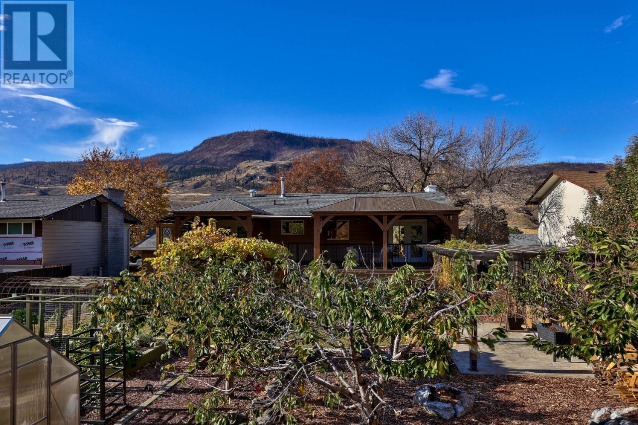 For sale 1153 MACLEAN DRIVE, Cache Creek, British Columbia V0K1H0