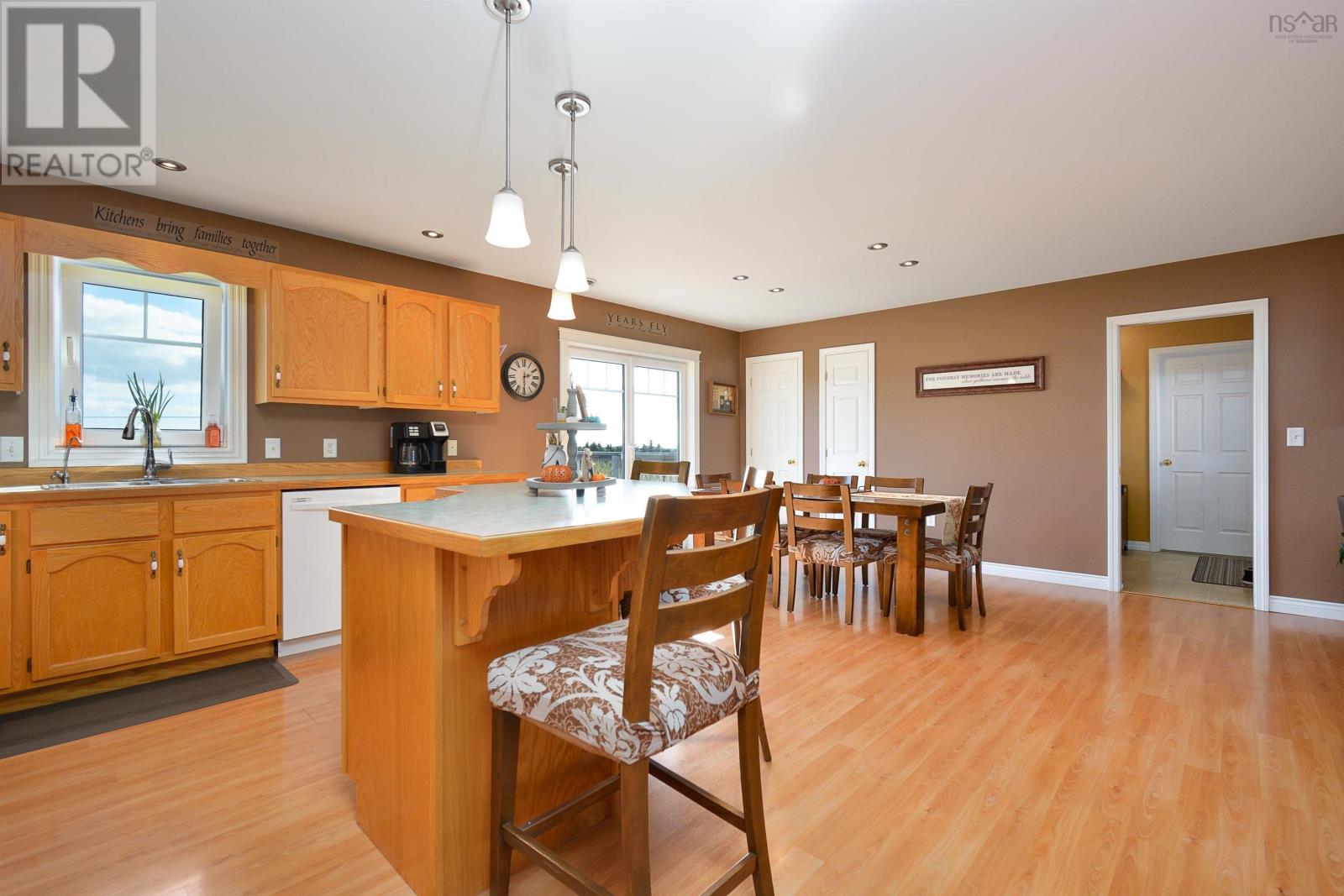 For sale 2868 High Road, Arichat, Nova Scotia B0E2L0 202321650