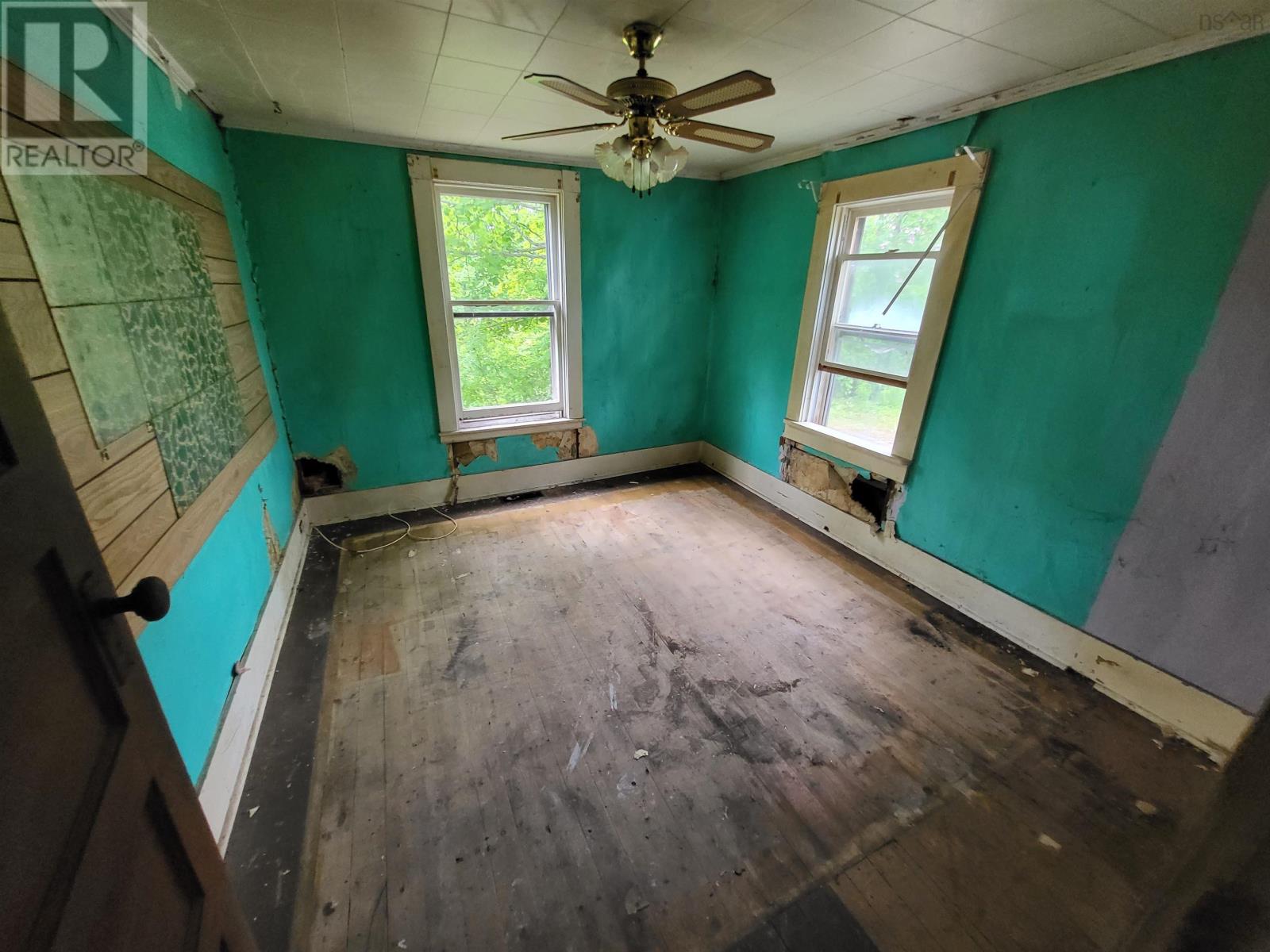 For sale 46 McGee Street, Springhill, Nova Scotia B0M1X0 202312382