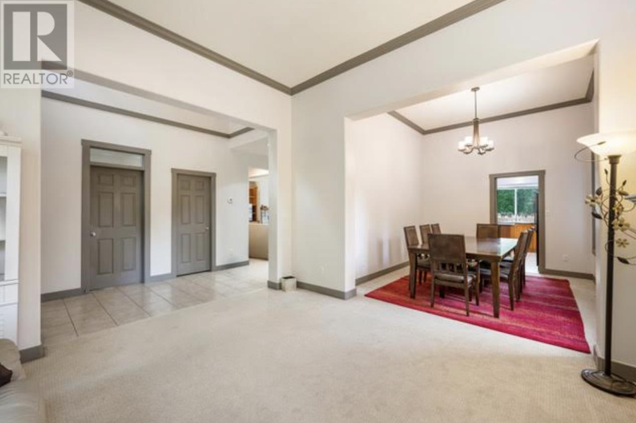 For sale 172 STONEGATE DRIVE, West Vancouver, British Columbia V0N3Z2