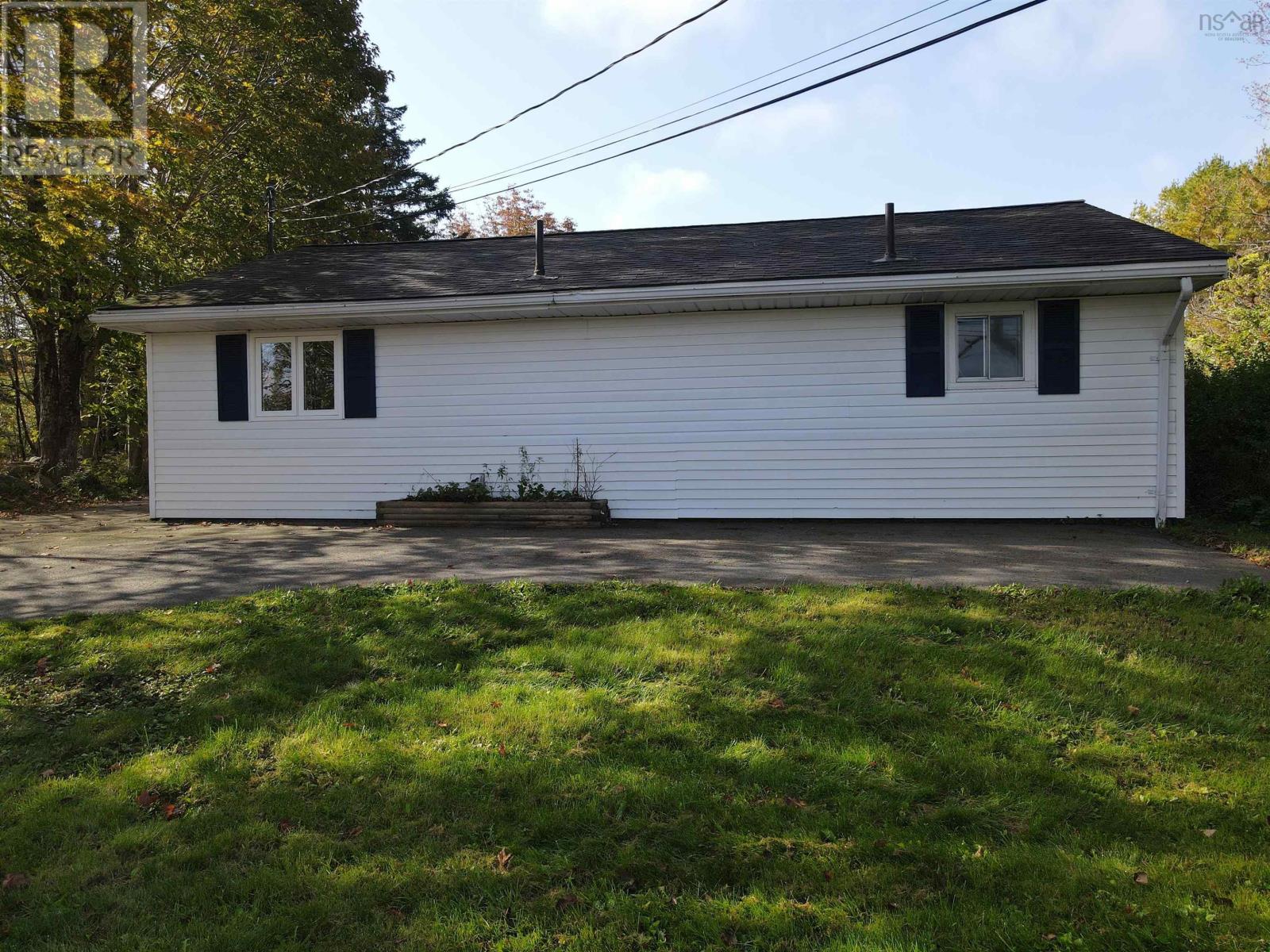 For sale 260 Etter Road, Mount Uniacke, Nova Scotia B0N1Z0 202321295