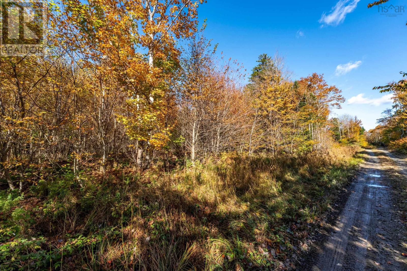 For sale 85 Bartlett Lake Lane, Grosses Coques, Nova Scotia B0W1M0