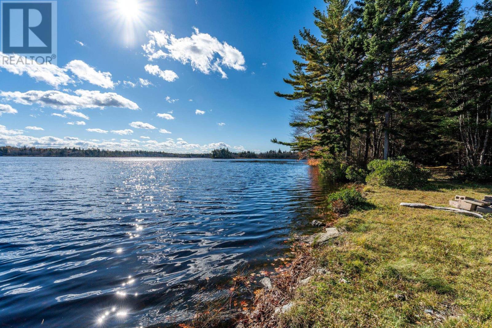 For sale 85 Bartlett Lake Lane, Grosses Coques, Nova Scotia B0W1M0