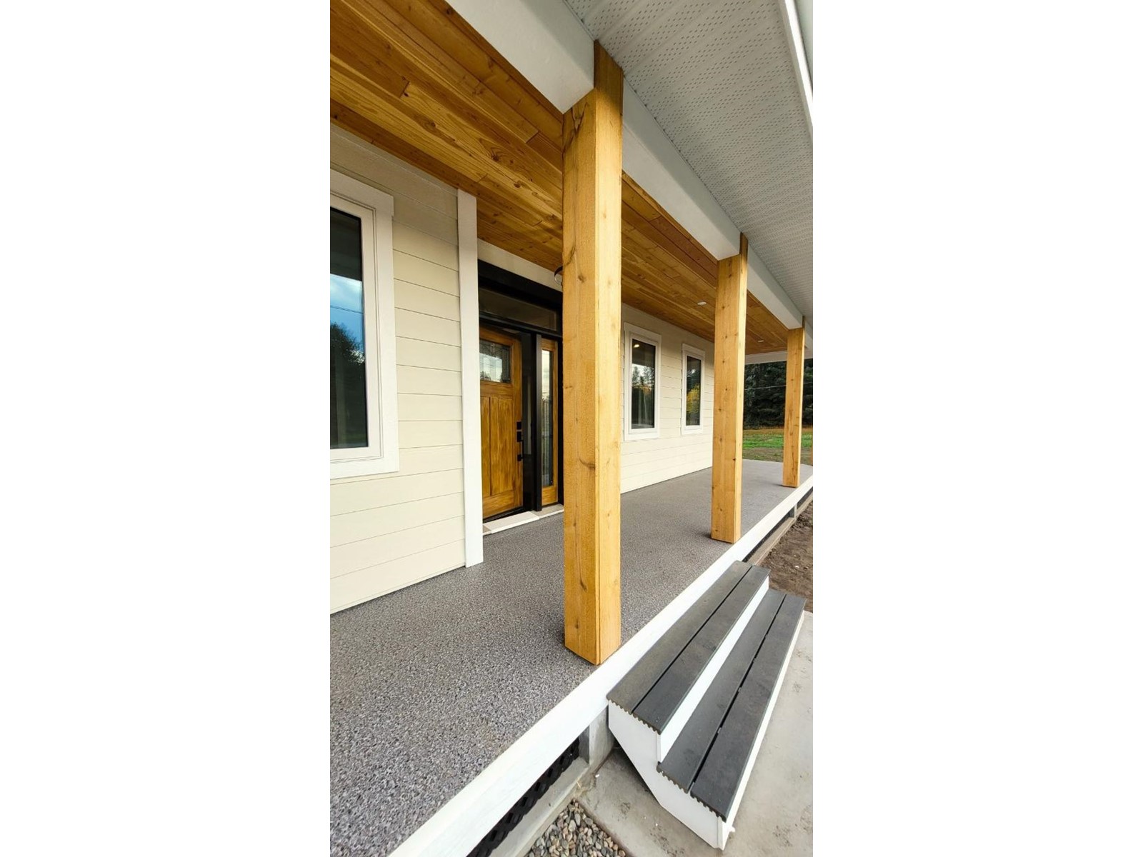 For sale 4920 RIVERSIDE AVENUE, Grand Forks, British Columbia V0H1H5