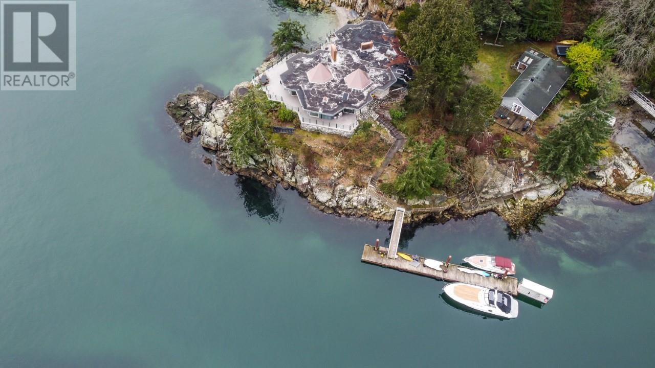 For sale 5806 EAGLE ISLAND, West Vancouver, British Columbia V7W1V5