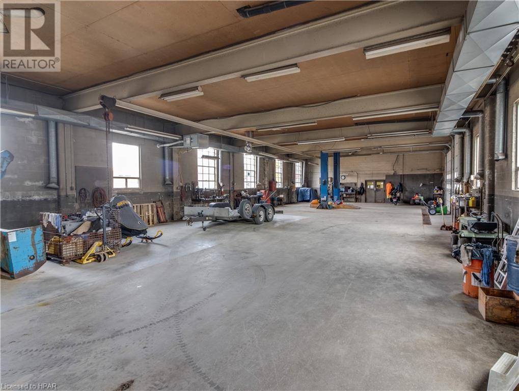 For sale 15 MILL Street E, Milverton, Ontario N0K0A3 40505907 REALTOR.ca