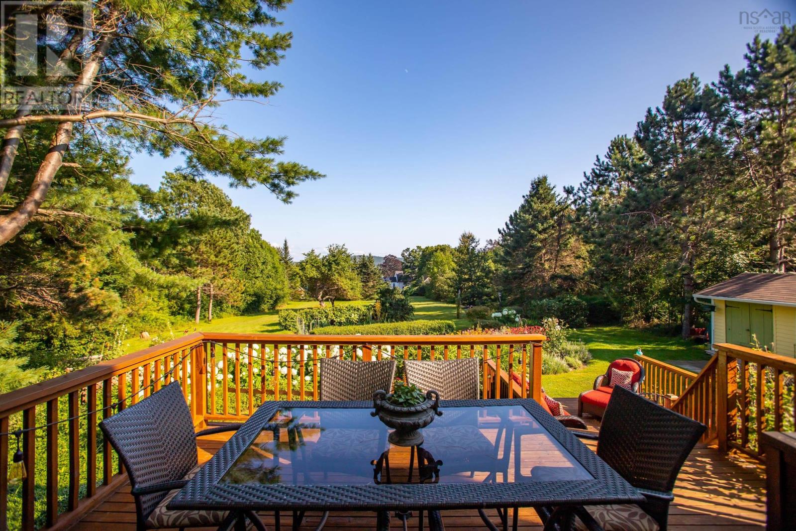 For sale 40 North Street, Granville Ferry, Nova Scotia B0S1A0