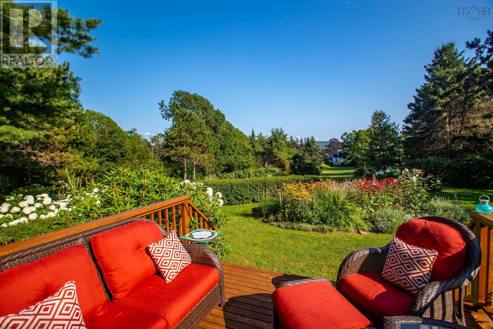 For sale 40 North Street, Granville Ferry, Nova Scotia B0S1A0