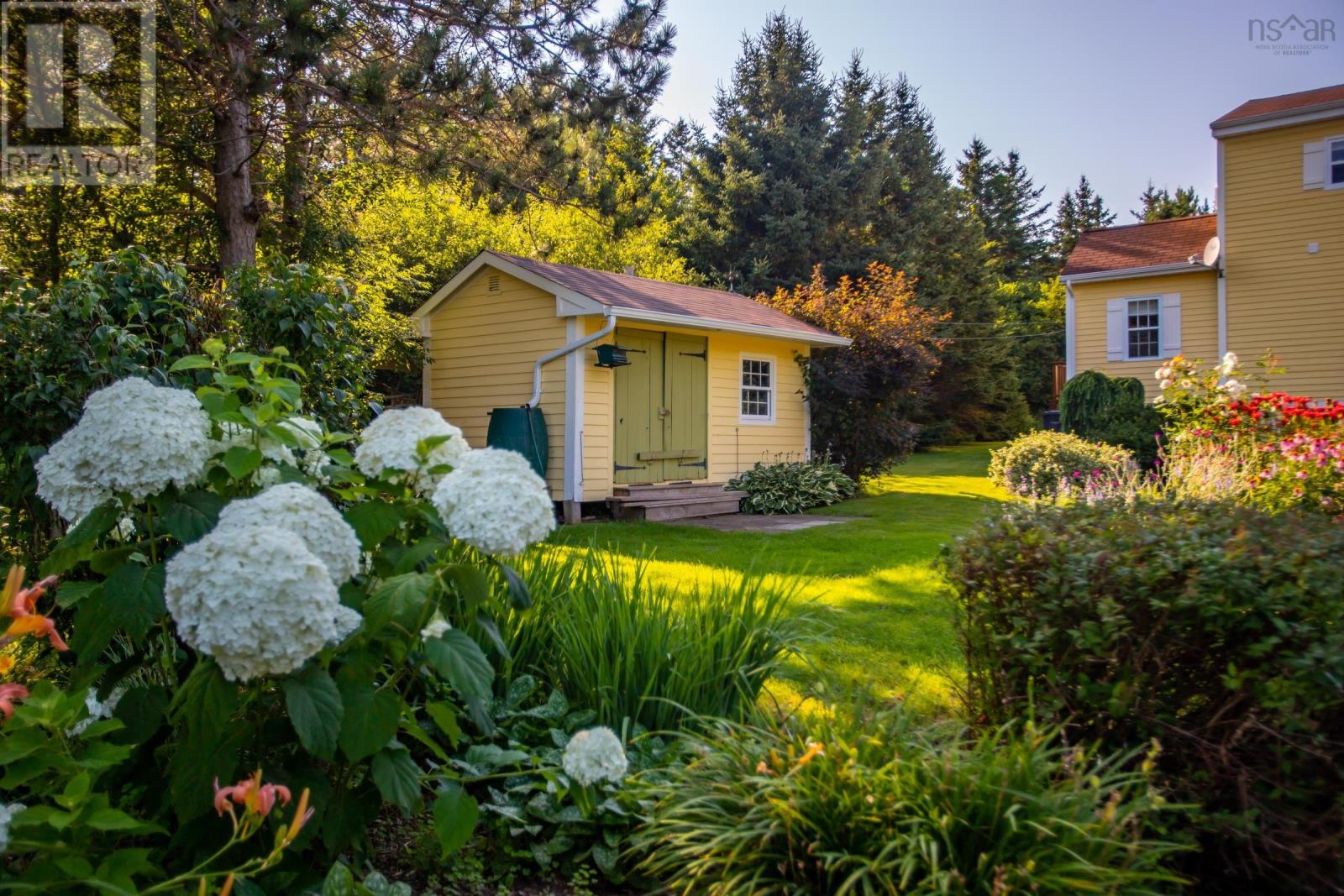 For sale 40 North Street, Granville Ferry, Nova Scotia B0S1A0