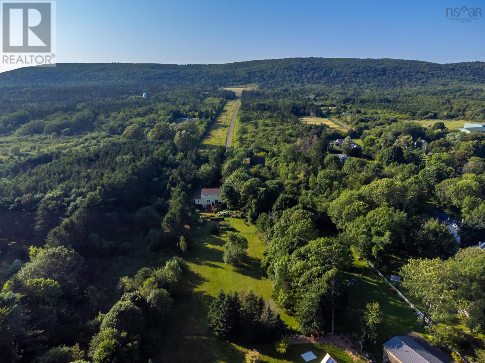 For sale 40 North Street, Granville Ferry, Nova Scotia B0S1A0