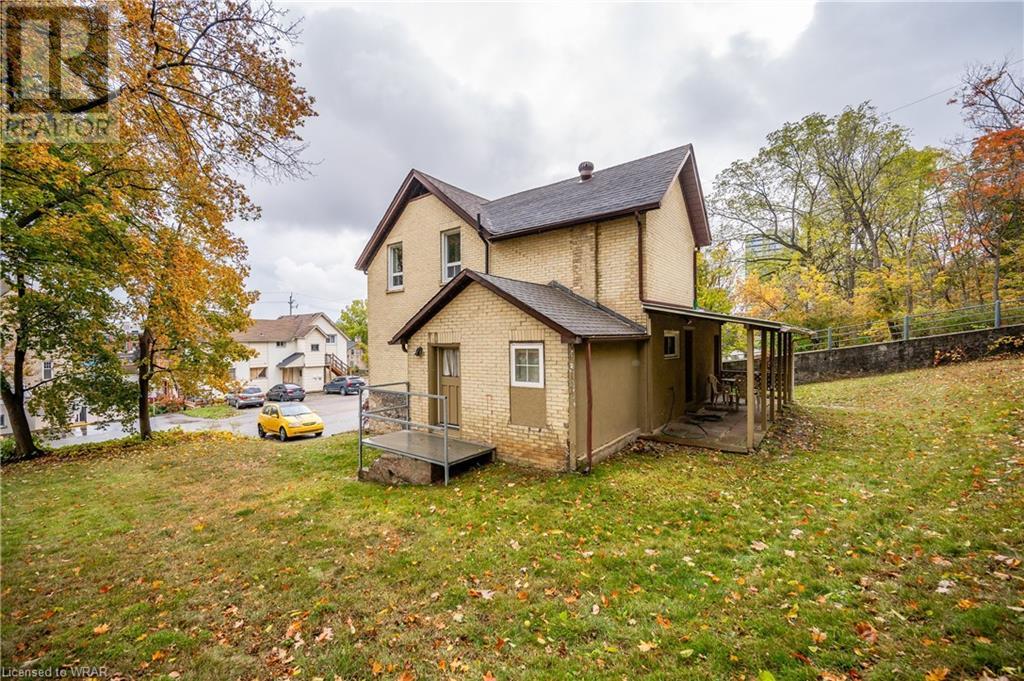 For Sale 24 SALISBURY Avenue Cambridge Ontario N1S1H9 40506350   40506350 11 