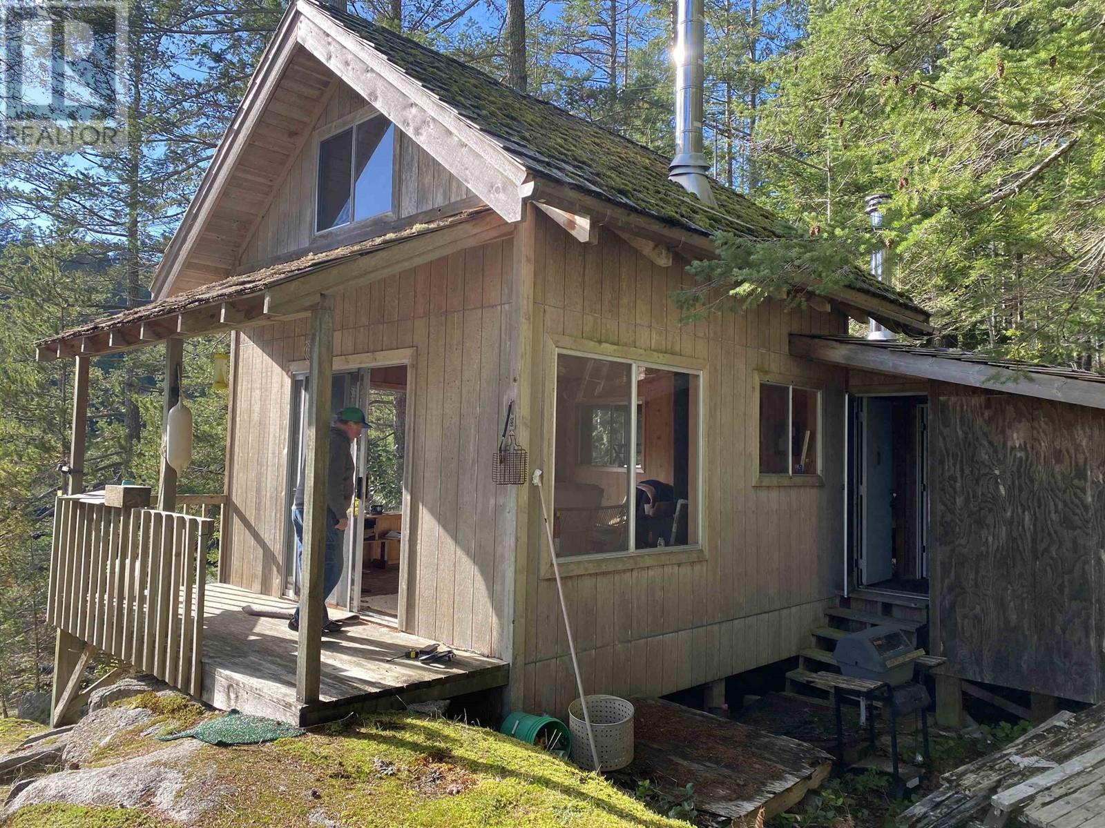 For sale LOT C NELSON ISLAND, Nelson Island, British Columbia V0V0V0