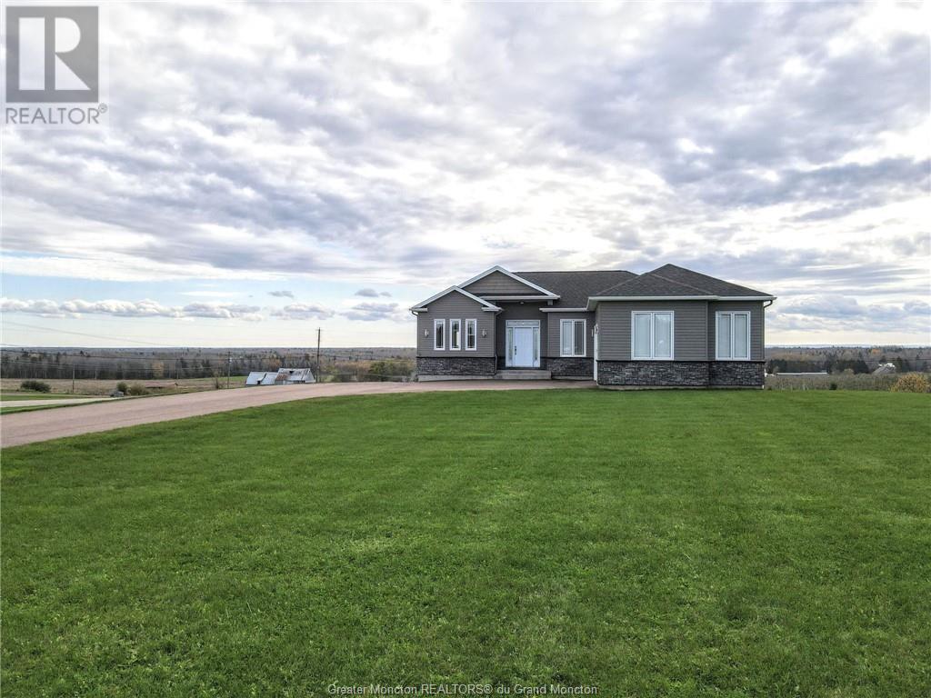 For sale 4 Irishview ST, Irishtown, New Brunswick E1H0J4 M156000