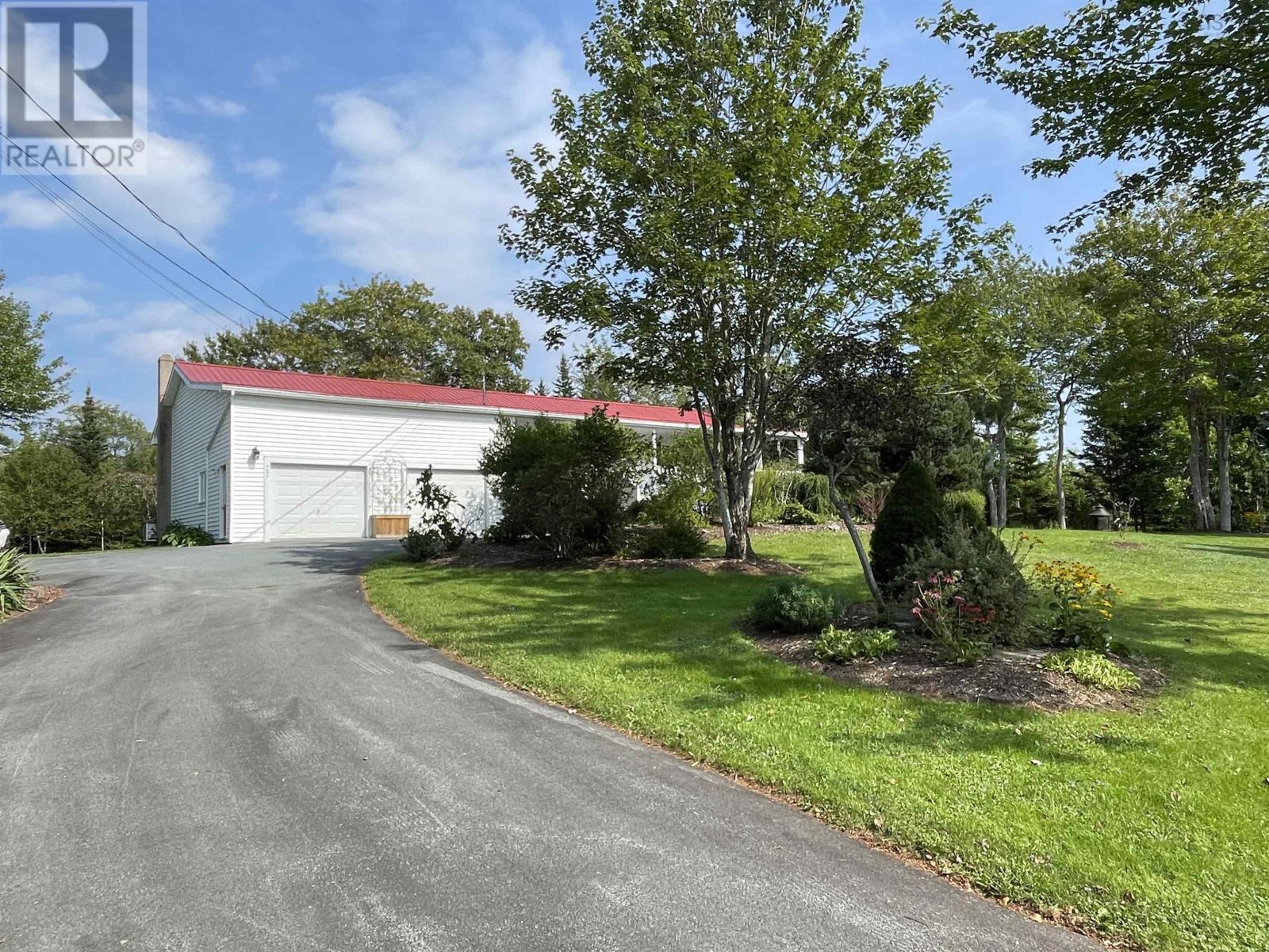 For sale 27 Michelle Drive, Lawrencetown, Nova Scotia B2Z1E5