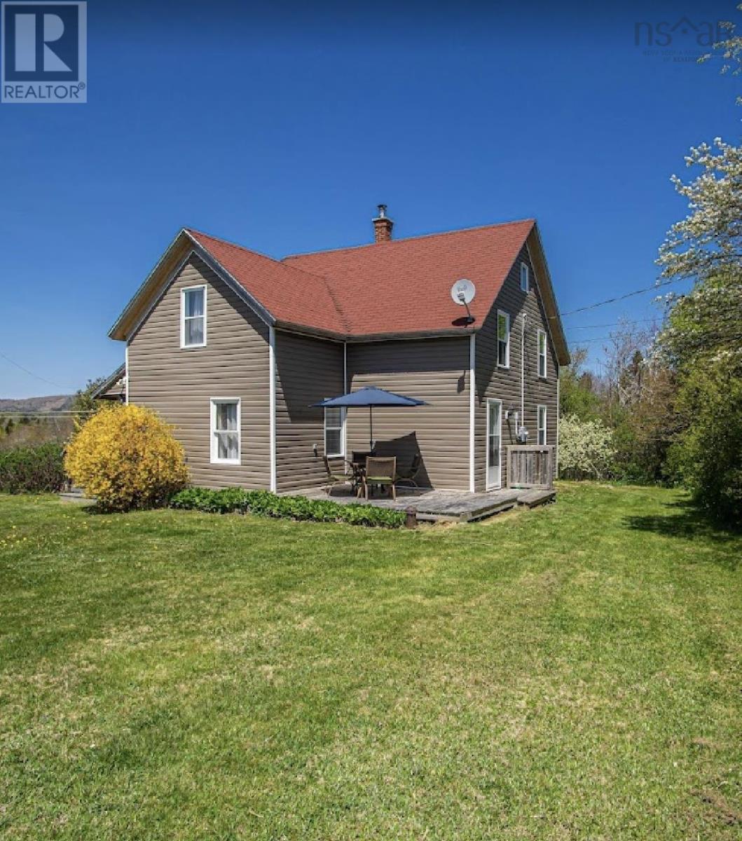 For sale 543 Highway 201, Moschelle, Nova Scotia B0S1A0 202227599 REALTOR.ca