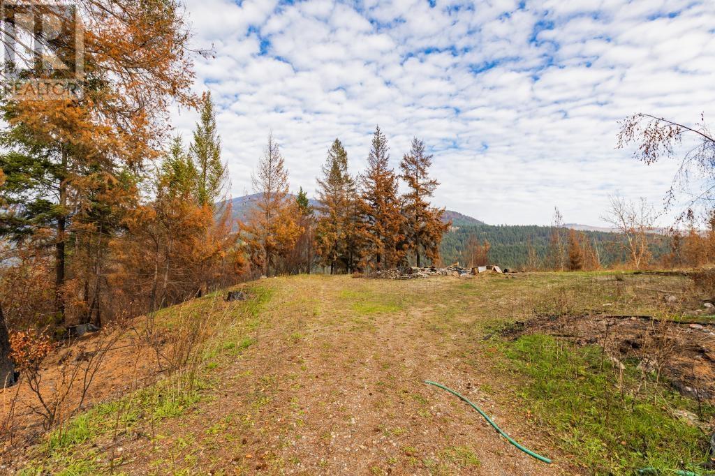 For sale 8767 HOLDING RD, Adams Lake, British Columbia V0E1M0 175633